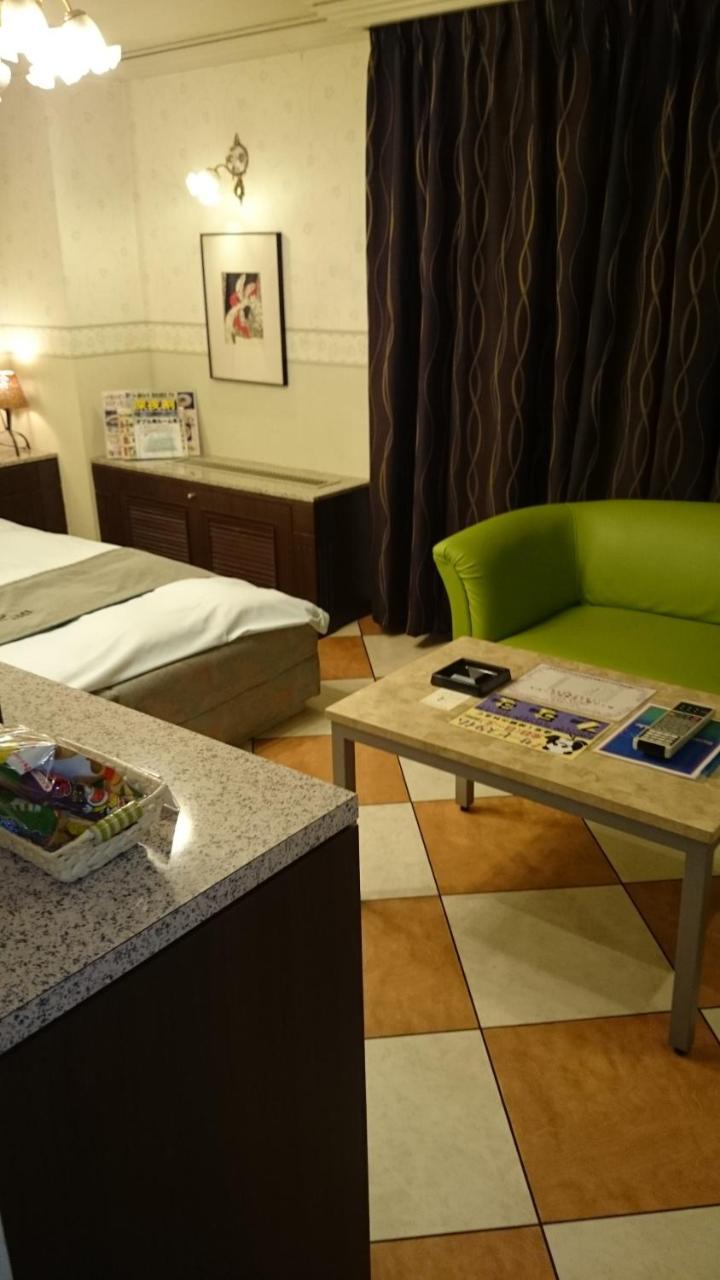 Hotel 伊丹市 エクステリア 写真